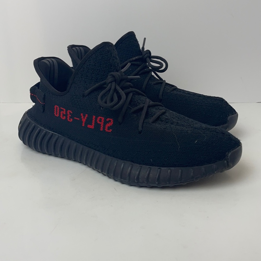 Adidas Yeezy 350 v2 bred
